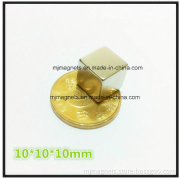Strong Permanent Foursquare Magnet in Rare Earth